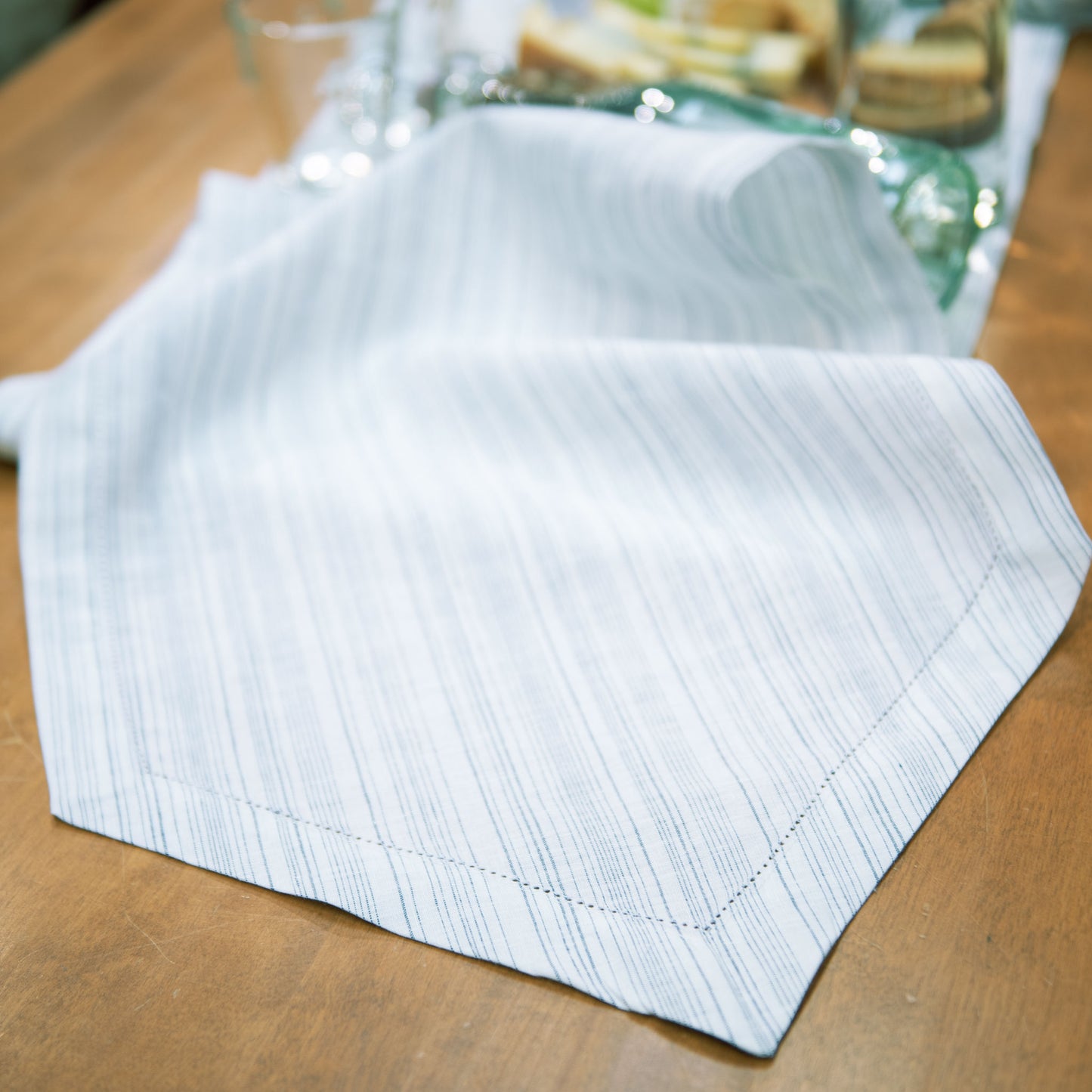 Alina Table Runner