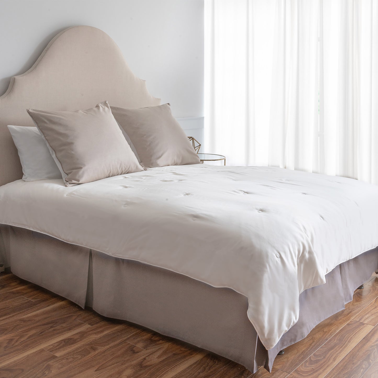 St. Geneve Silk Duvet
