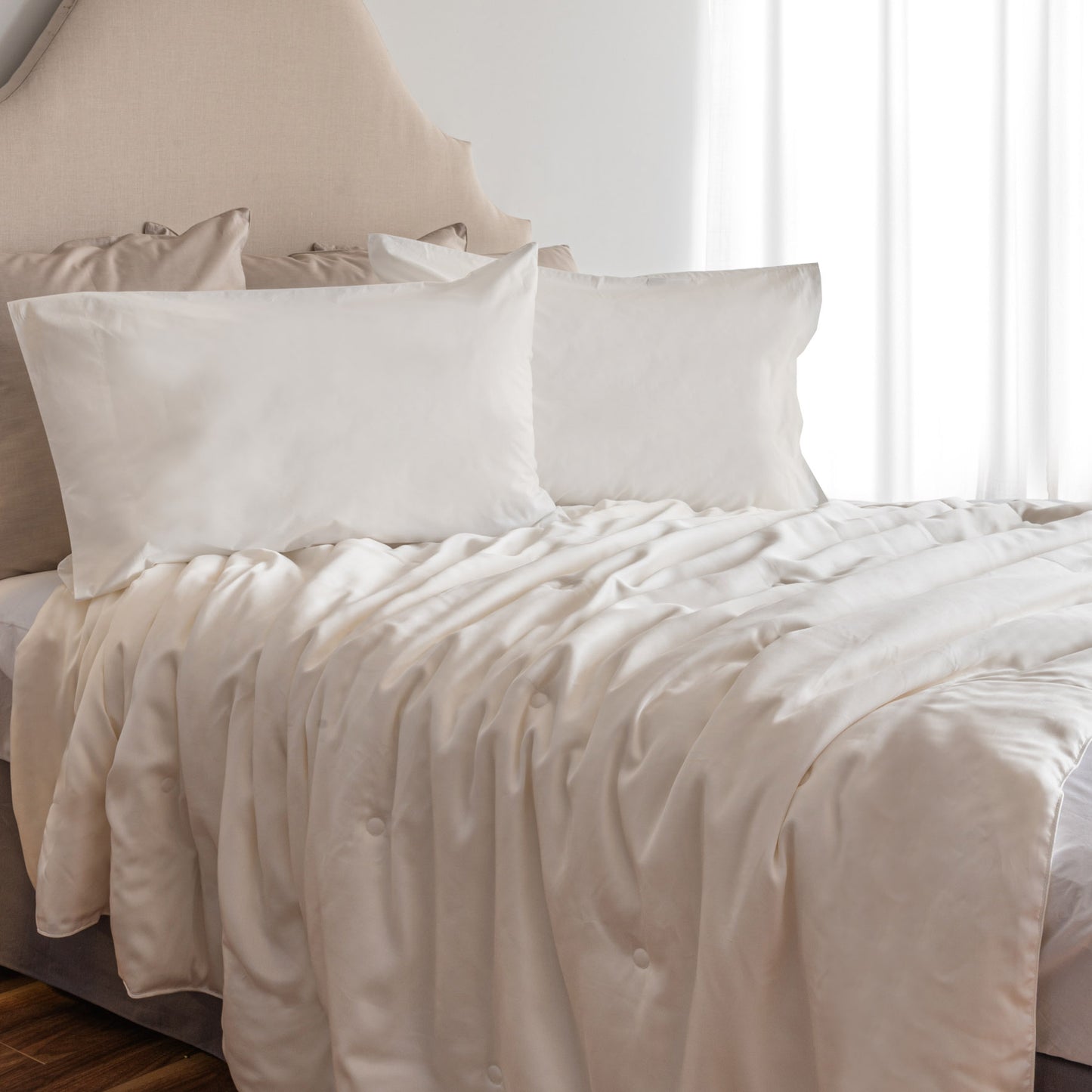 St. Geneve Silk Duvet