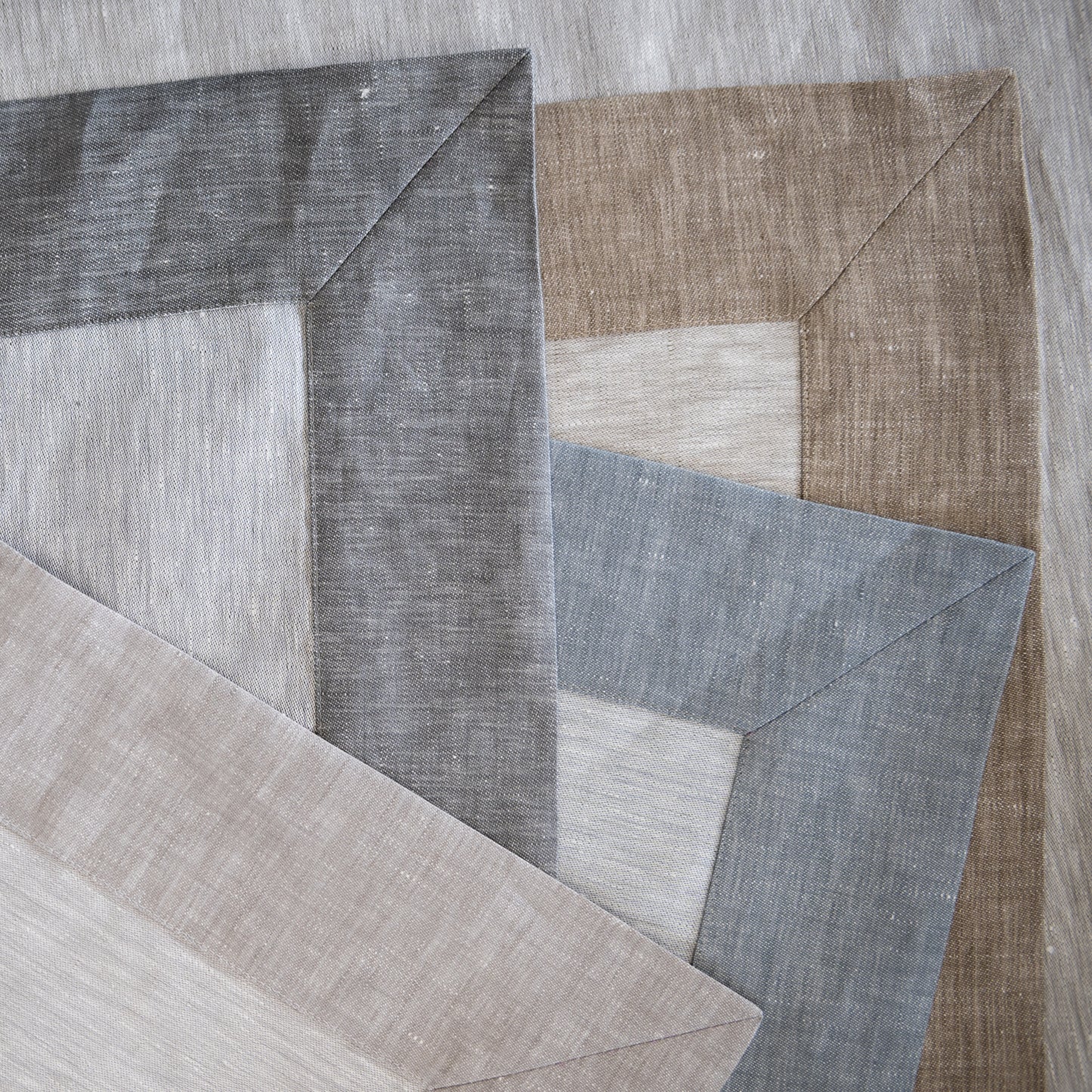 Eden Table Runners